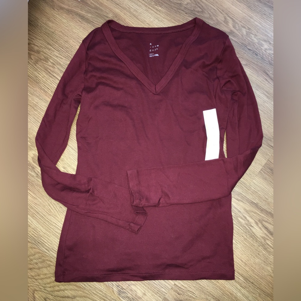Small womens long sleeve